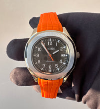 Load image into Gallery viewer, Seiko nh35 Aquanaut orange Mod