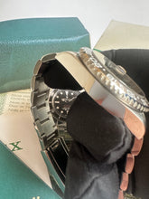 Load image into Gallery viewer, Seiko mod Bruce Wayne - black & grey ceramic bezel (seiko 4r36 gmt movement)