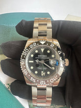 Load image into Gallery viewer, Seiko mod Bruce Wayne - black & grey ceramic bezel (seiko 4r36 gmt movement)