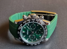 Load image into Gallery viewer, Green vs daytona ceramic custom seiko vk63 daytona mod watch