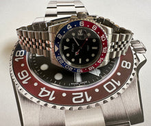 Load image into Gallery viewer, Your name on the dial, your engraving on the crown and case back