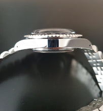 Load image into Gallery viewer, Prospex vintage style on jubilee bracelet
