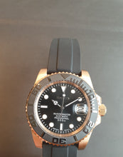 Load image into Gallery viewer, Rose Yactmaster