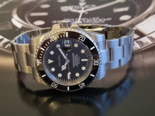 Load image into Gallery viewer, Black ceramic seiko nh35 automatic movement classic watch