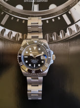 Load image into Gallery viewer, Black ceramic seiko nh35 automatic movement classic watch