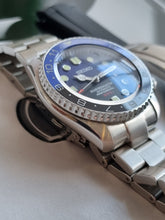 Load image into Gallery viewer, Seiko skx mod the black & blue bezel vs deepsea