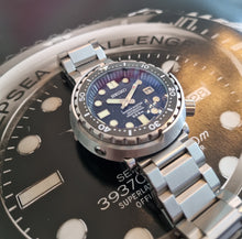 Load image into Gallery viewer, Build deposit - Garry - 43mm gold