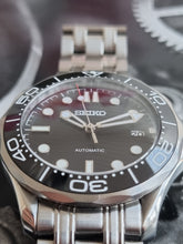 Load image into Gallery viewer, Black ceramic seiko mod seamaster black wave dial master of the sea