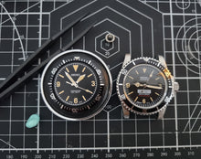 Load image into Gallery viewer, Build deposit - Garry - 43mm gold