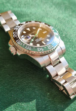 Load image into Gallery viewer, Black and green riddler watch