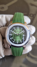 Load image into Gallery viewer, Seiko mod Aquanaut green