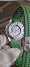 Load image into Gallery viewer, Seiko mod Aquanaut green

