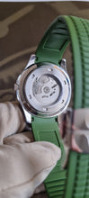 Load image into Gallery viewer, Seiko mod Aquanaut green