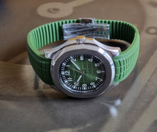 Load image into Gallery viewer, Seiko mod Aquanaut green