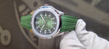 Load image into Gallery viewer, Seiko mod Aquanaut green