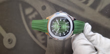 Load image into Gallery viewer, Seiko mod Aquanaut green