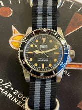 Load image into Gallery viewer, vintage style driver black aluminium bezel seiko nh35 automatic movement watch on nato