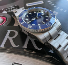 Load image into Gallery viewer, Blue ceramic sunburst blue dial automatic watch smurf