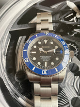 Load image into Gallery viewer, Cookie ceramic submariner