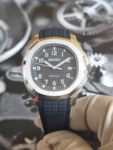 Load image into Gallery viewer, Seiko mod Aquanaut black