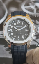 Load image into Gallery viewer, Seiko mod Aquanaut black