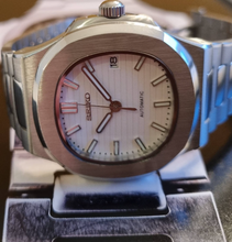 Load image into Gallery viewer, Seiko mod watch nautilus white dial