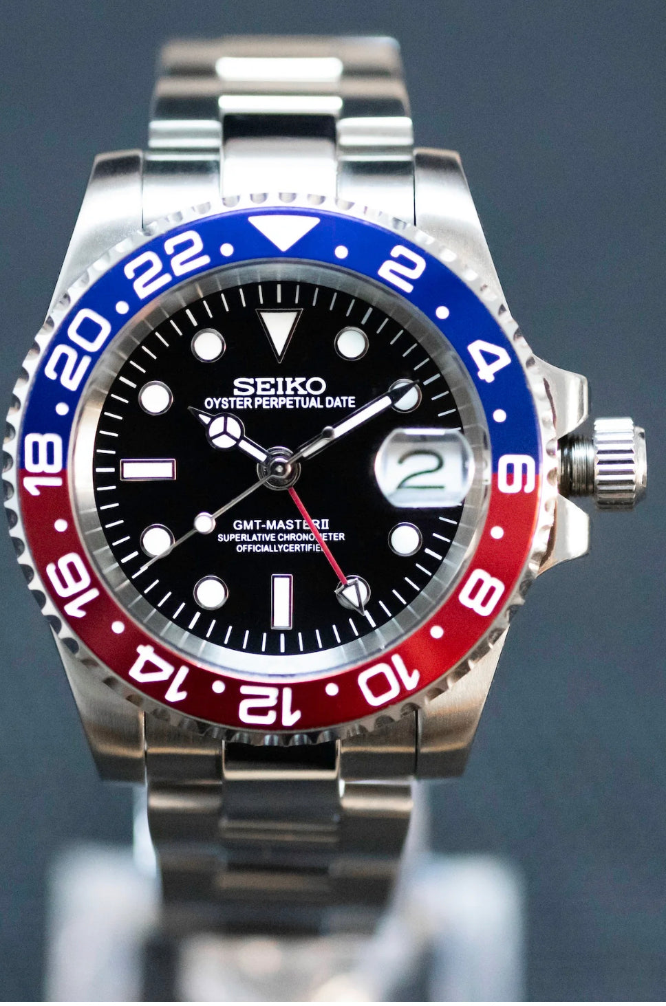 Seiko red & blue GMT - seiko 4R36 GMT movement Matt & polished bracelet