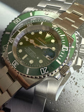 Load image into Gallery viewer, NEW dial green ceramic seiko nh35 automatic sub
