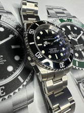 Load image into Gallery viewer, NEW dial Black ceramic seiko nh35 automatic sub - with video
