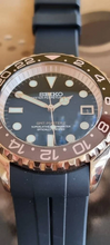 Load image into Gallery viewer, Seiko mod skx Rose everose oysterflex, custom dial 1 off build
