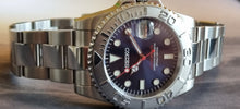 Load image into Gallery viewer, Seiko mod steel yacthmaster blue build, blue lume
